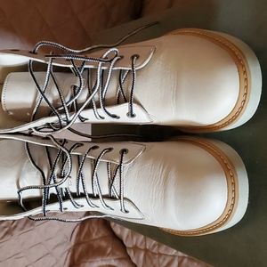 Women's Off White Timberland boots size 9